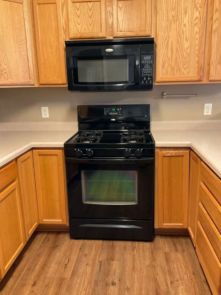 10974 Kentfield Dr - Photo 5 of 19