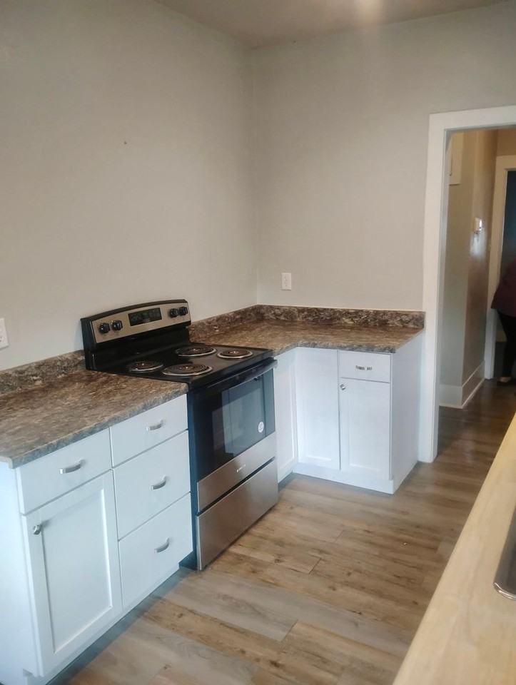 1511 W Main St - Photo 4 of 12