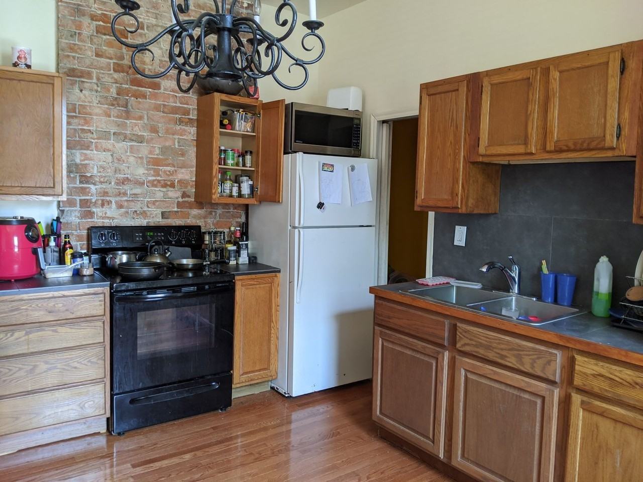 2219 Scott Blvd - Photo 4 of 11