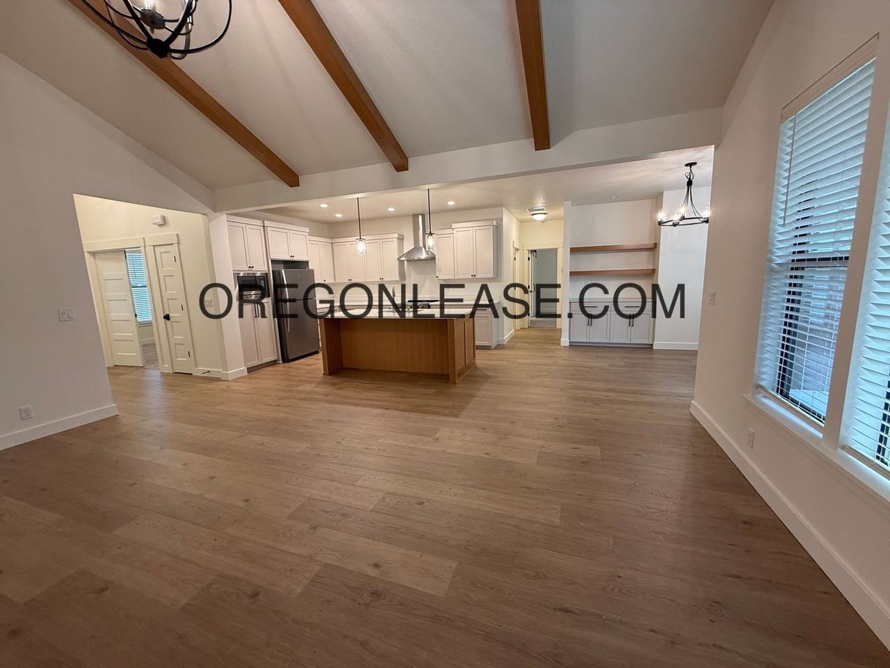 536 Buster Ln - Photo 6 of 17