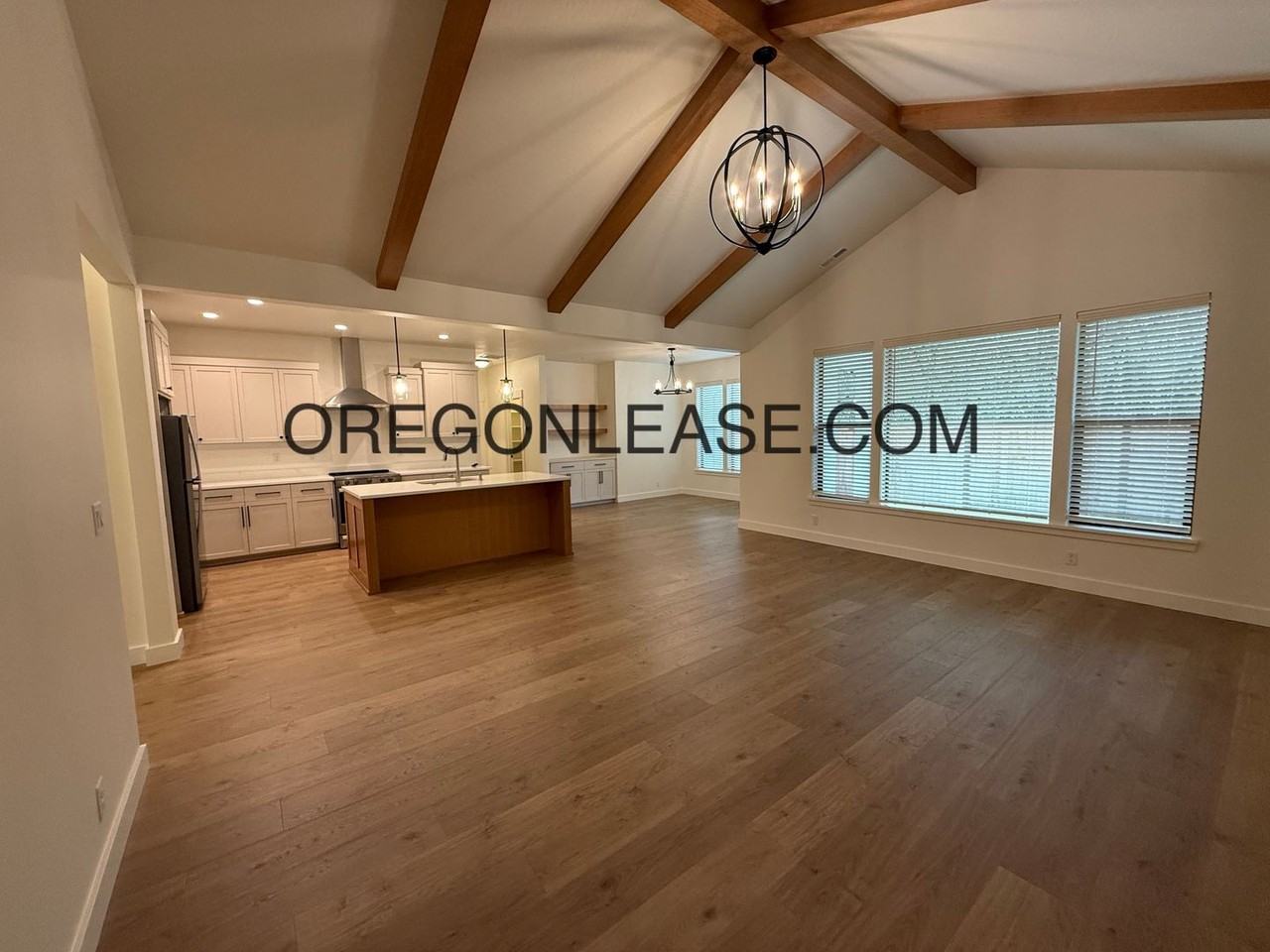 536 Buster Ln - Photo 7 of 17