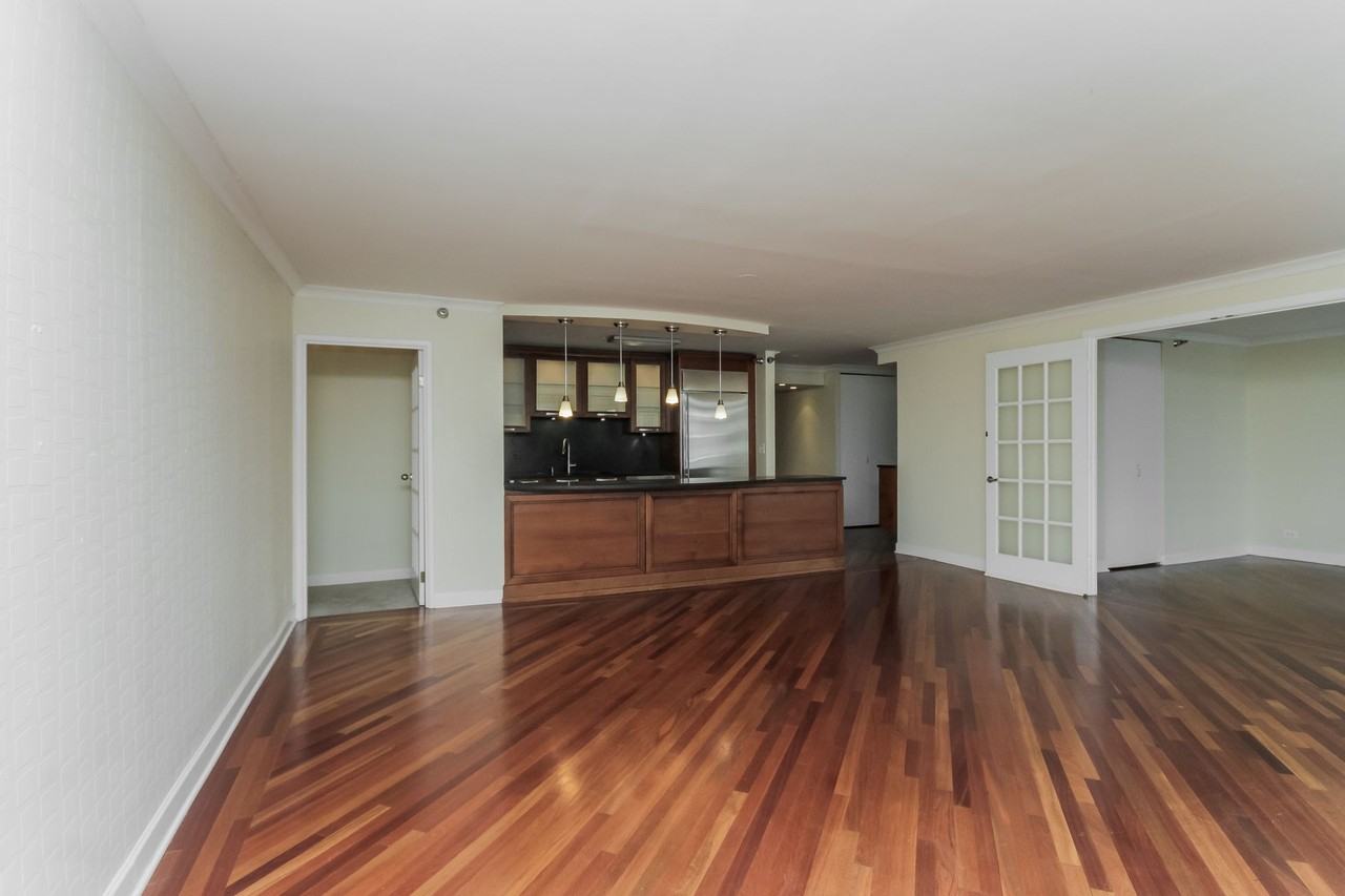 440 N Wabash Condos - Photo 4 of 29