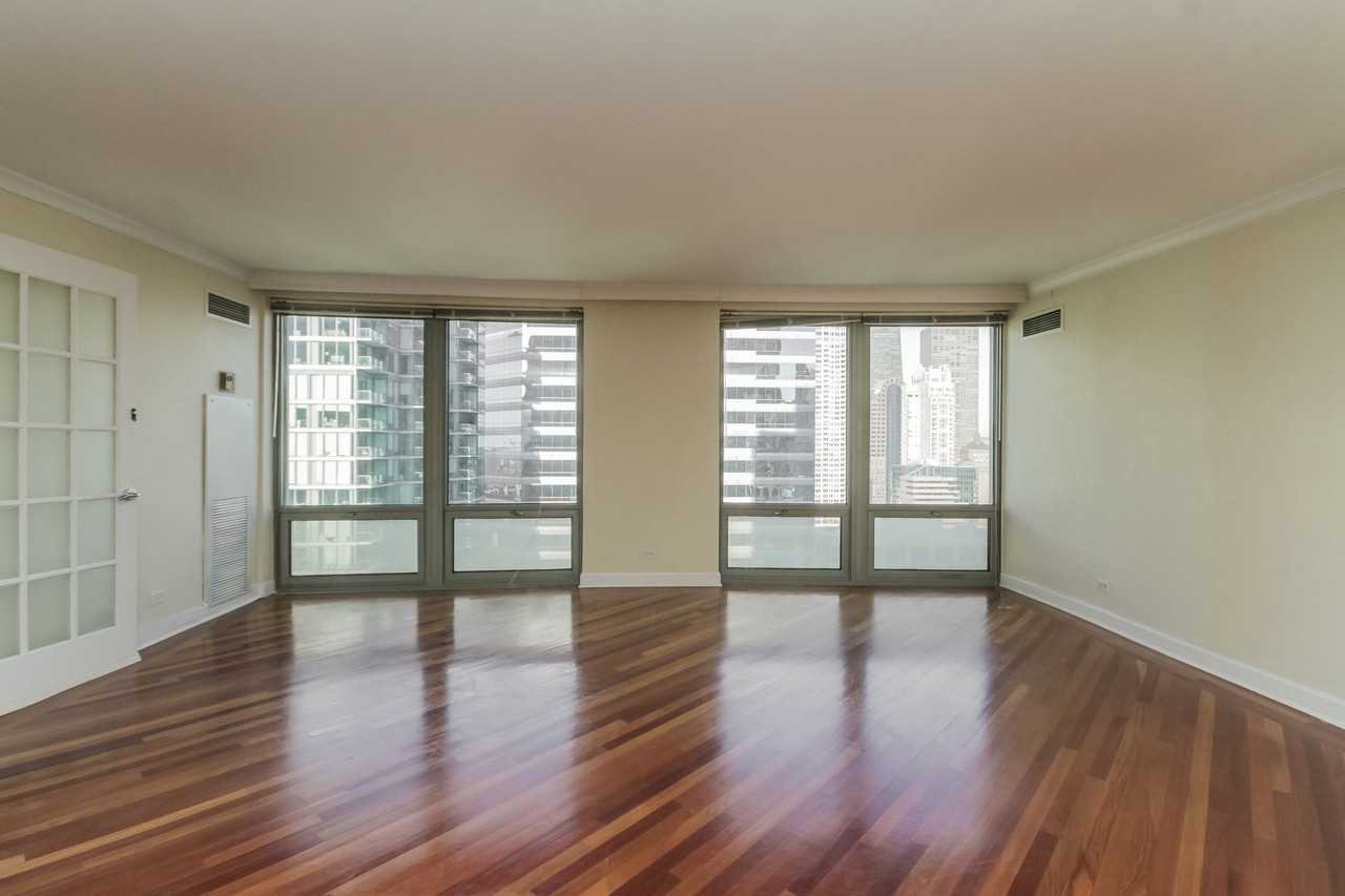 440 N Wabash Condos - Photo 5 of 29