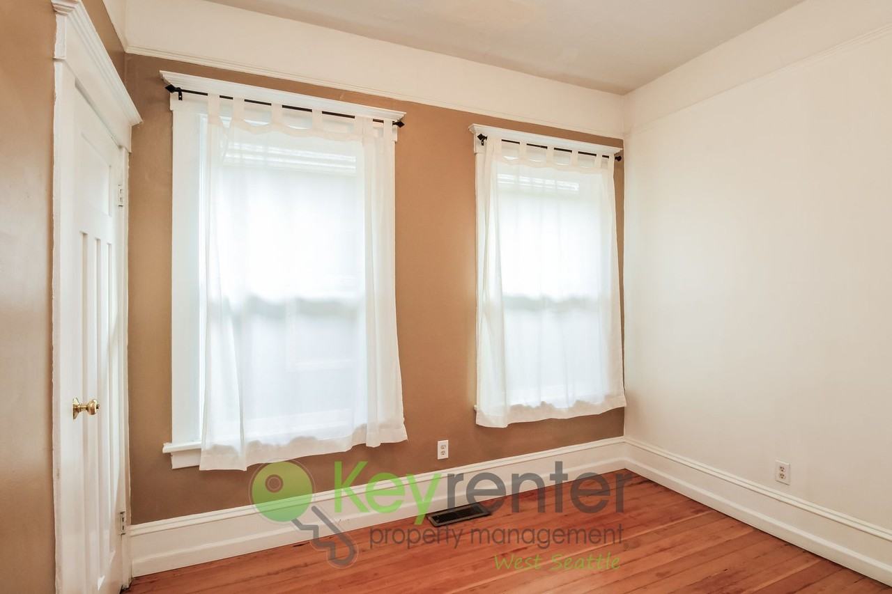 1818 N 50th St - Photo 7 of 17