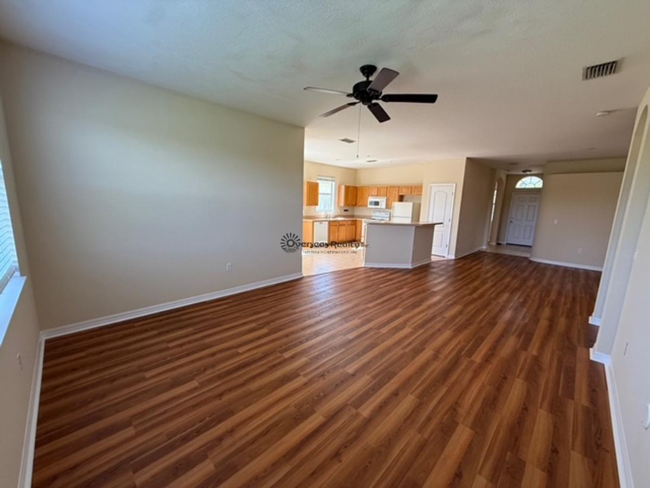 1823 Scarlett Ave - Photo 2 of 16