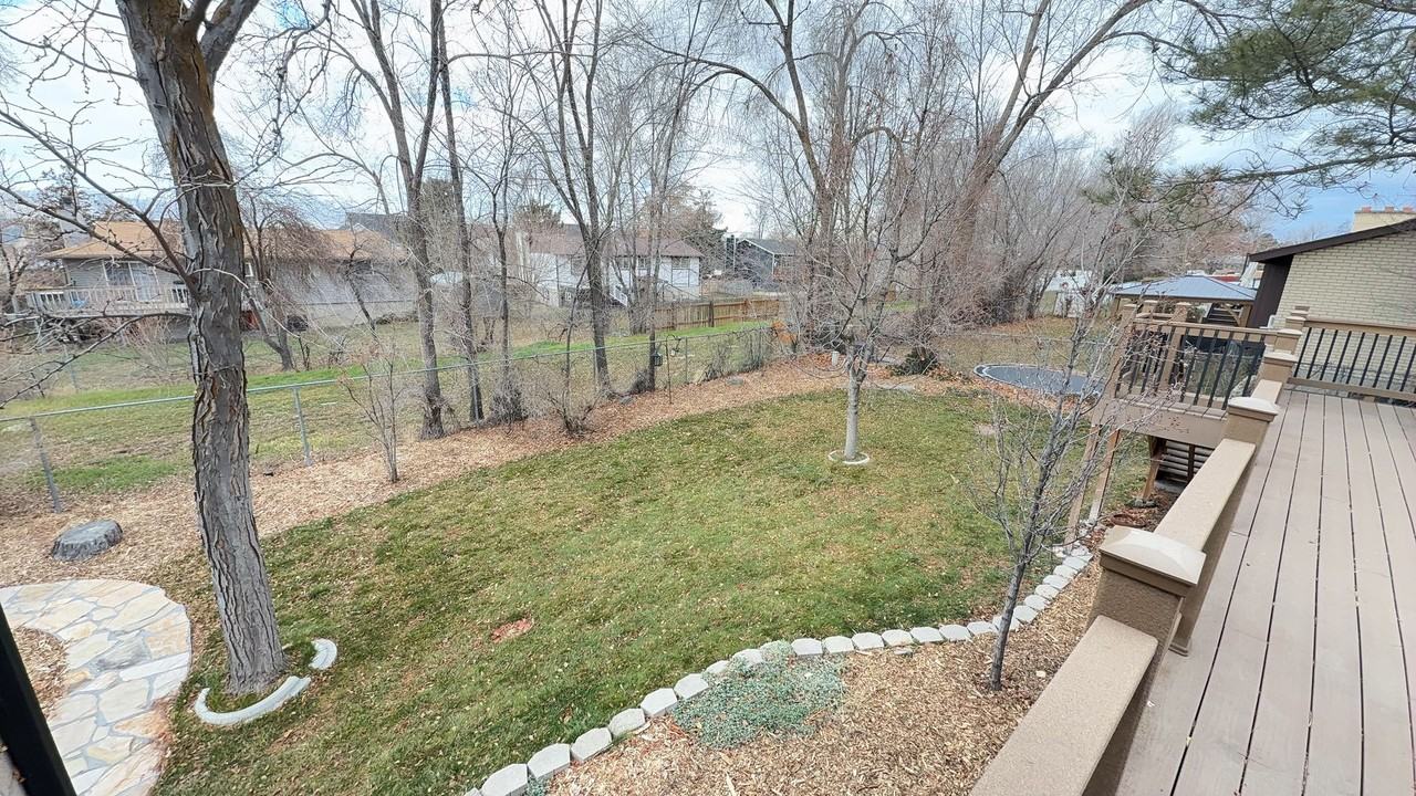 9272 S Peach Blossom Dr - Photo 5 of 22