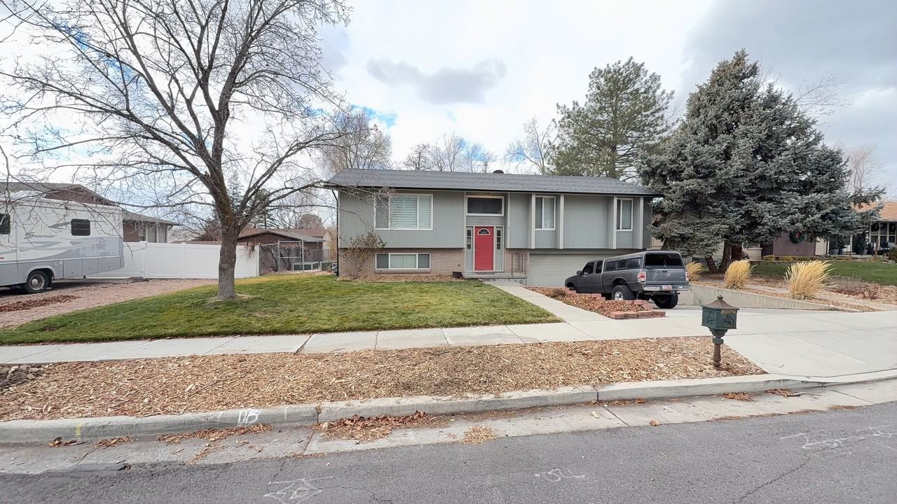 9272 S Peach Blossom Dr - Photo 7 of 22