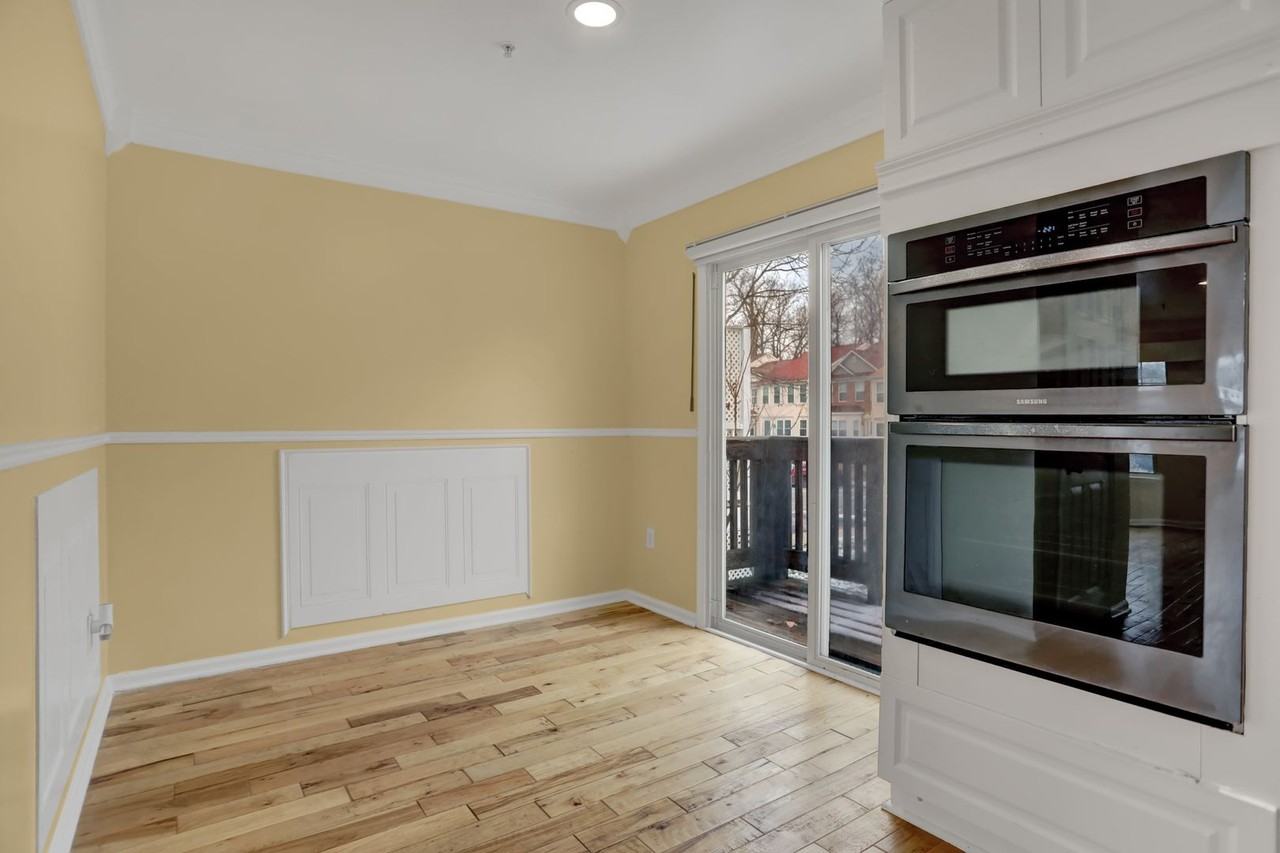 3902 Cotton Tree Ln - Photo 2 of 31