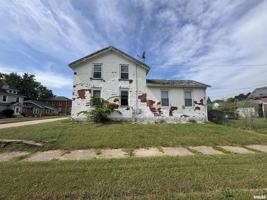 featured image of 517 12th Ave