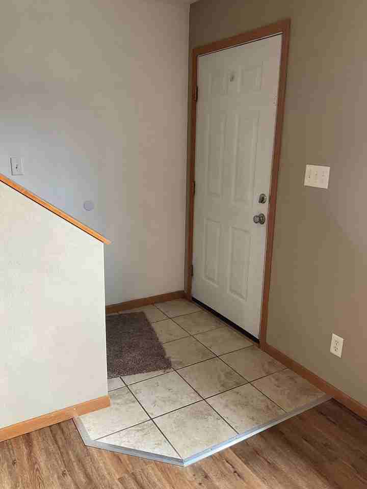 139 Northtowne St - Photo 3 of 20