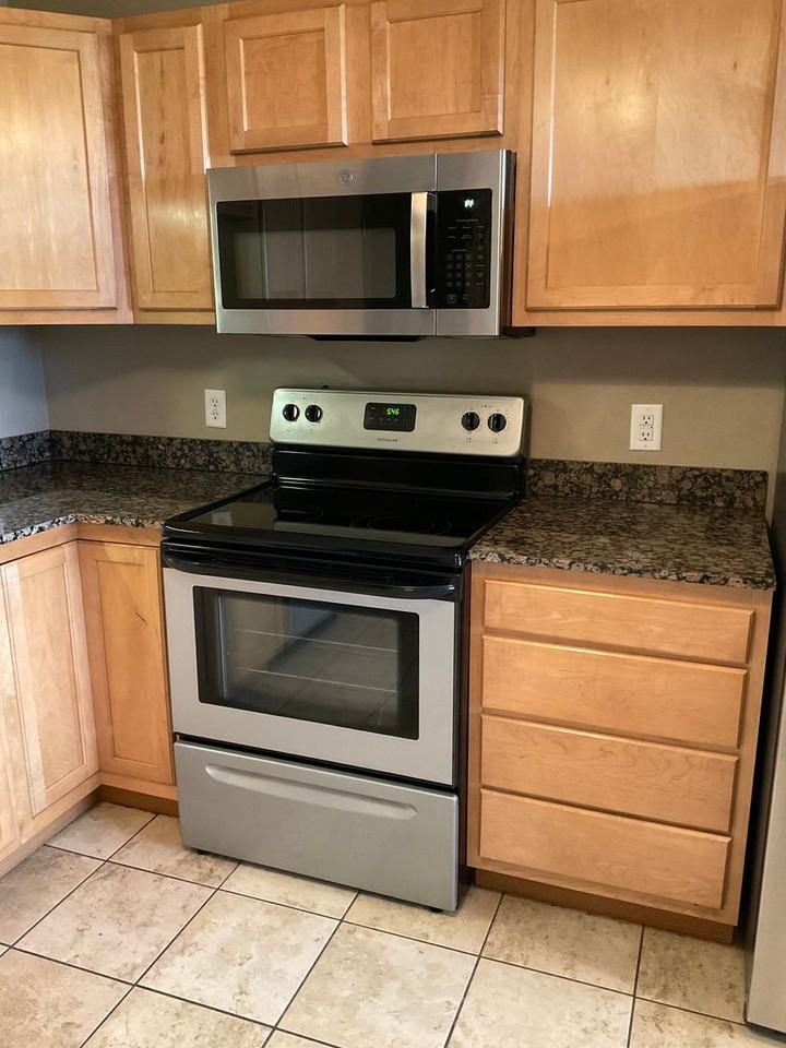 139 Northtowne St - Photo 5 of 20