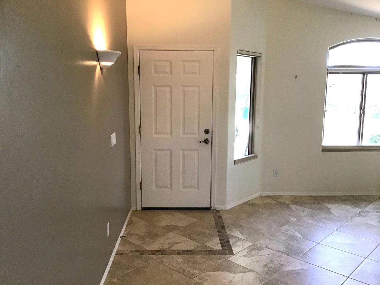 12335 N Kylene Canyon Dr - Photo 6 of 33