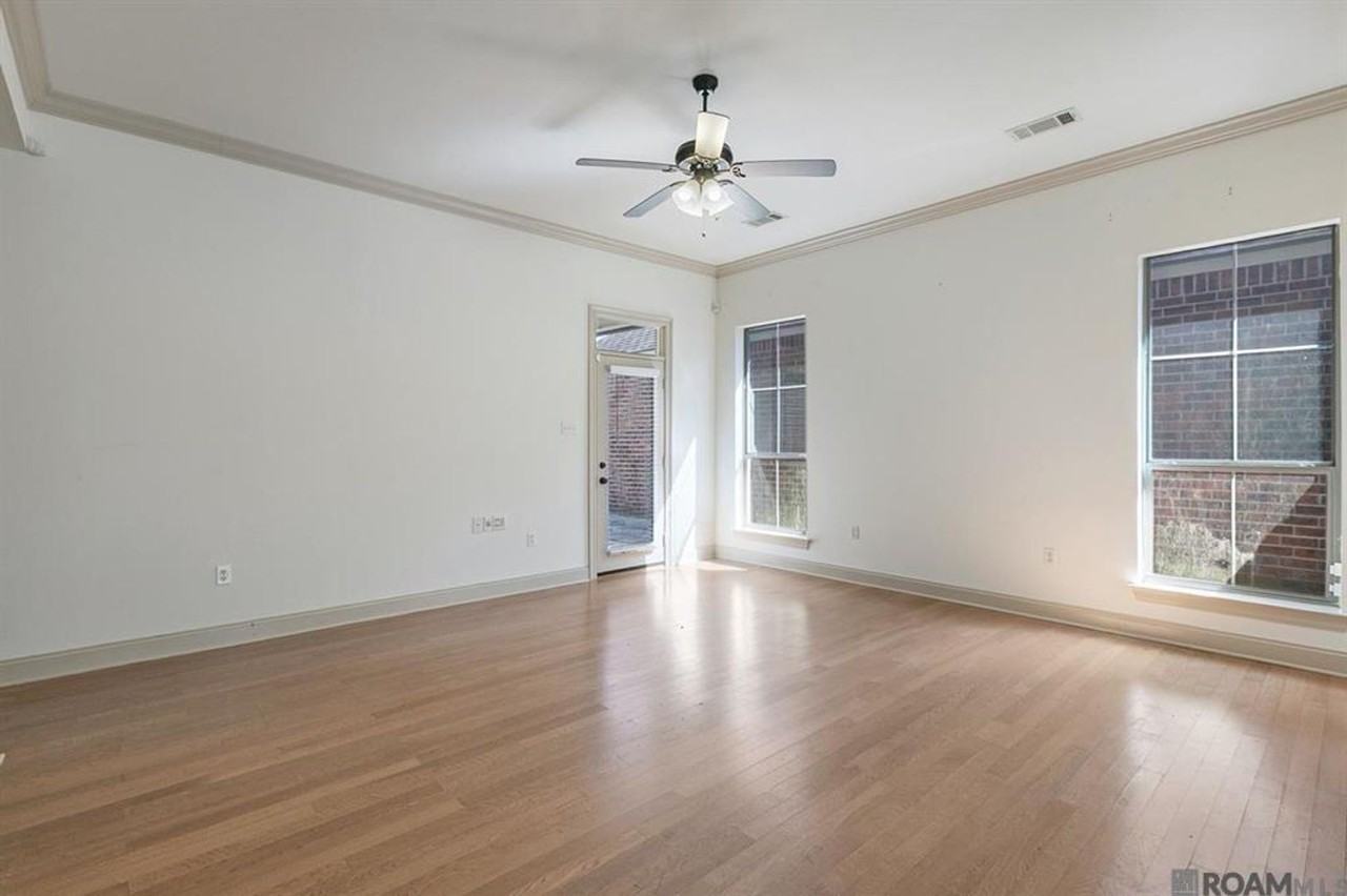 9541 Summer Pointe Ave - Photo 5 of 15