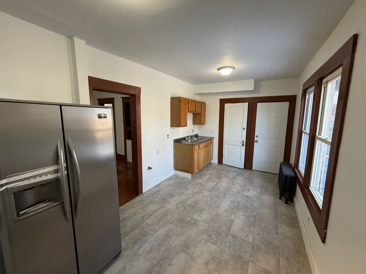 174 Euclid Ave - Photo 6 of 7