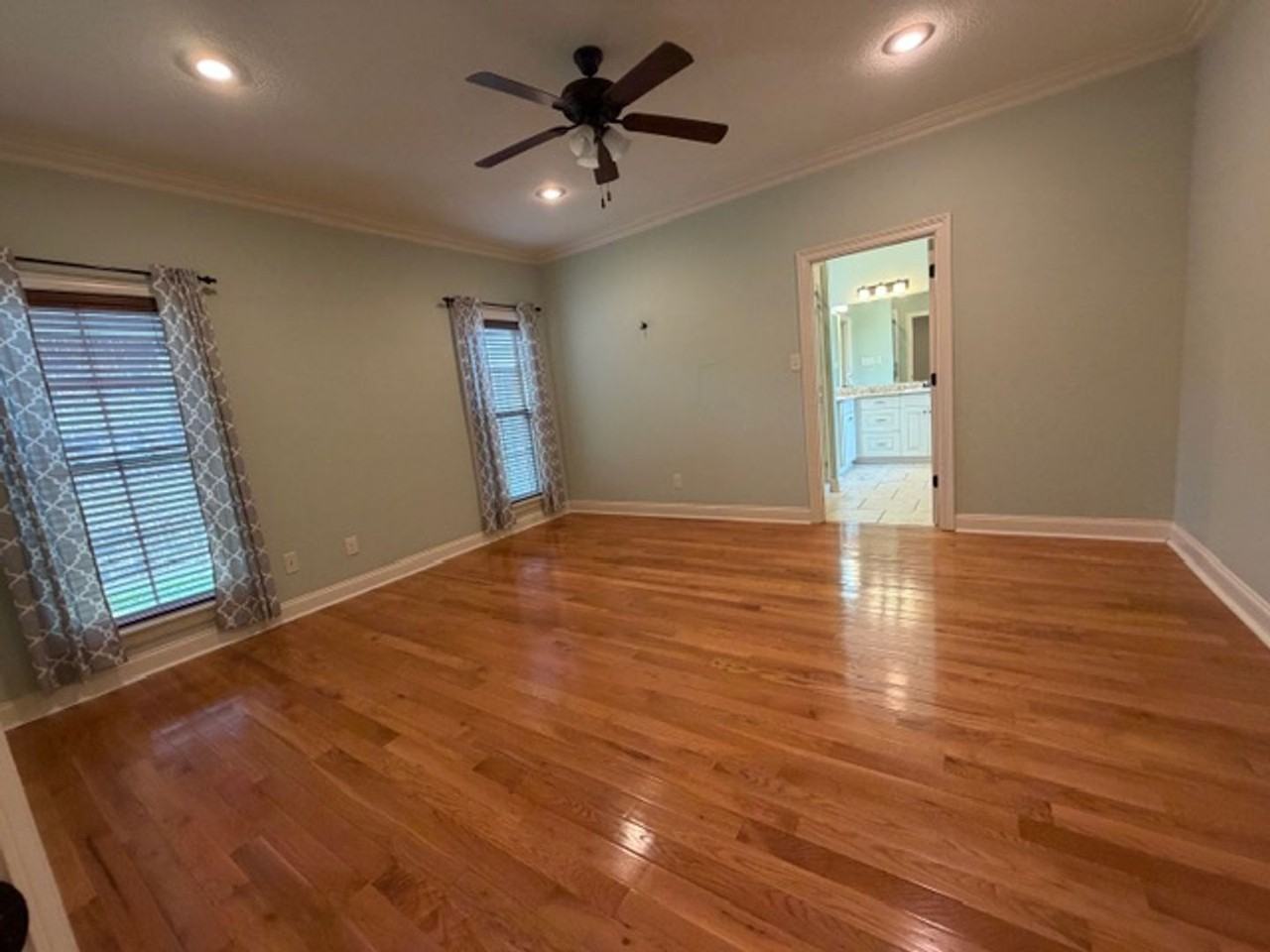 640 Becky Ln - Photo 6 of 13