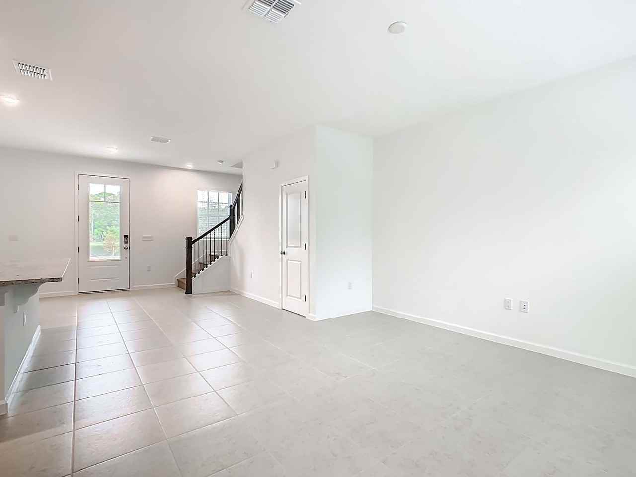 2408 Celebration Blvd - Photo 4 of 49