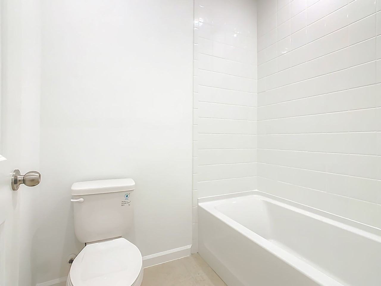 2408 Celebration Blvd - Photo 5 of 49