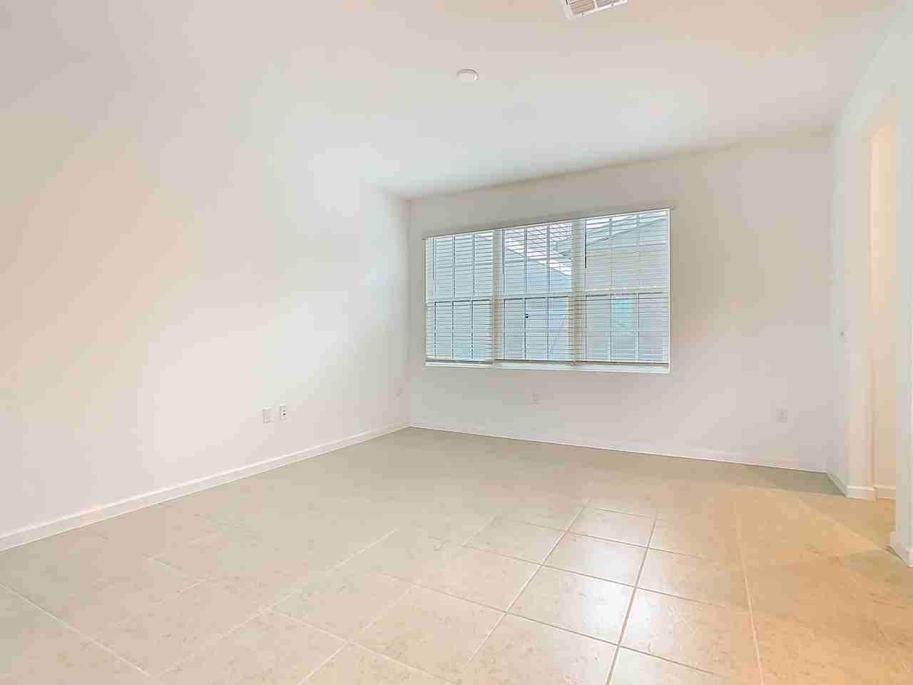 2408 Celebration Blvd - Photo 6 of 49