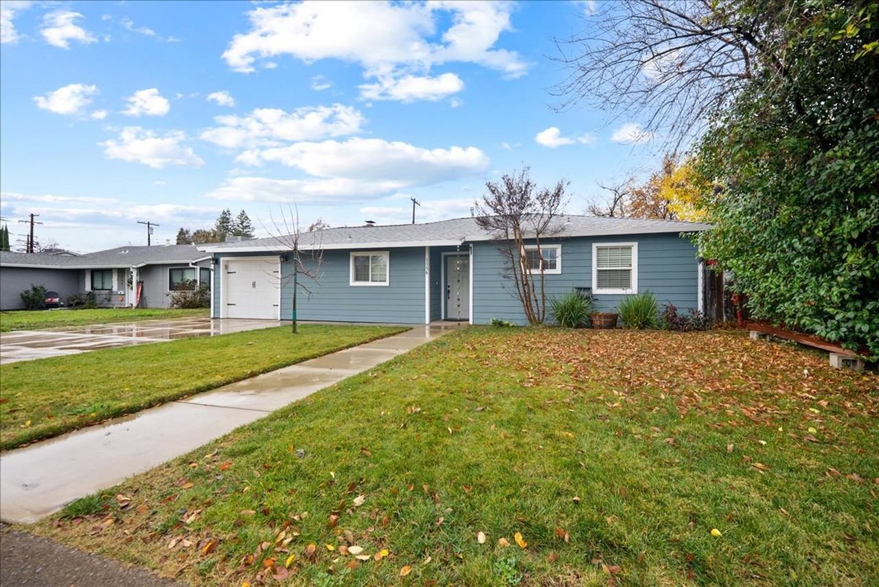 1156 Hampton Rd - Photo 2 of 21