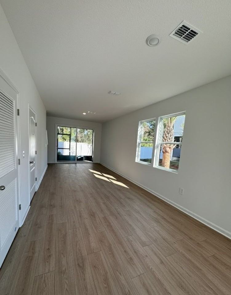 113 Palmetto Ridge Rd - Photo 3 of 21