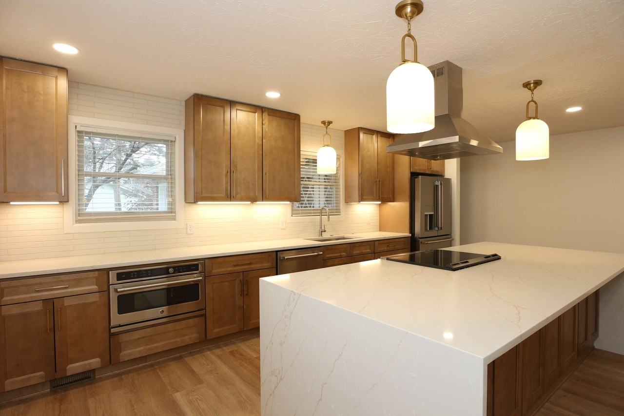 513 Concord Ln - Photo 6 of 28