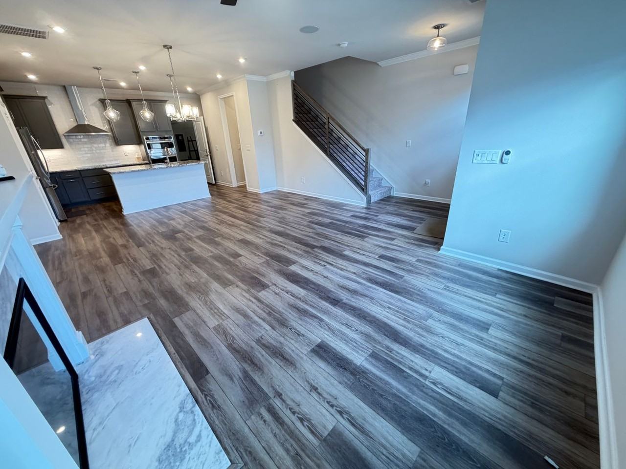 5661 Comiskey Aly - Photo 4 of 25