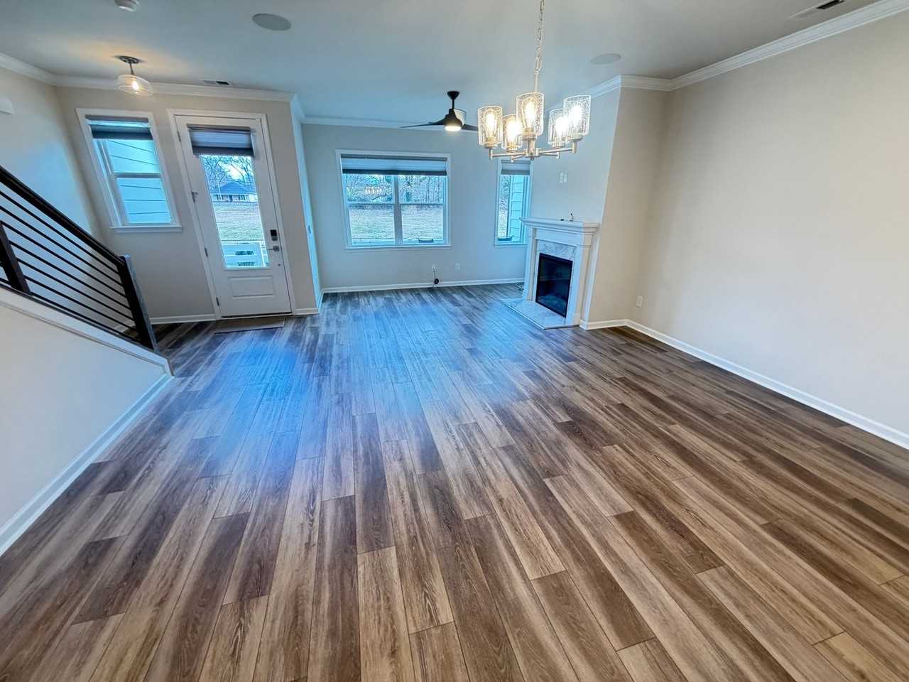 5661 Comiskey Aly - Photo 7 of 25