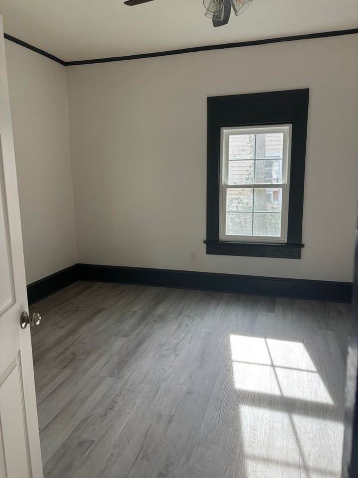 608 N Independence St - Photo 3 of 17