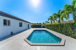 featured image of 15042 Sw 149th Ct