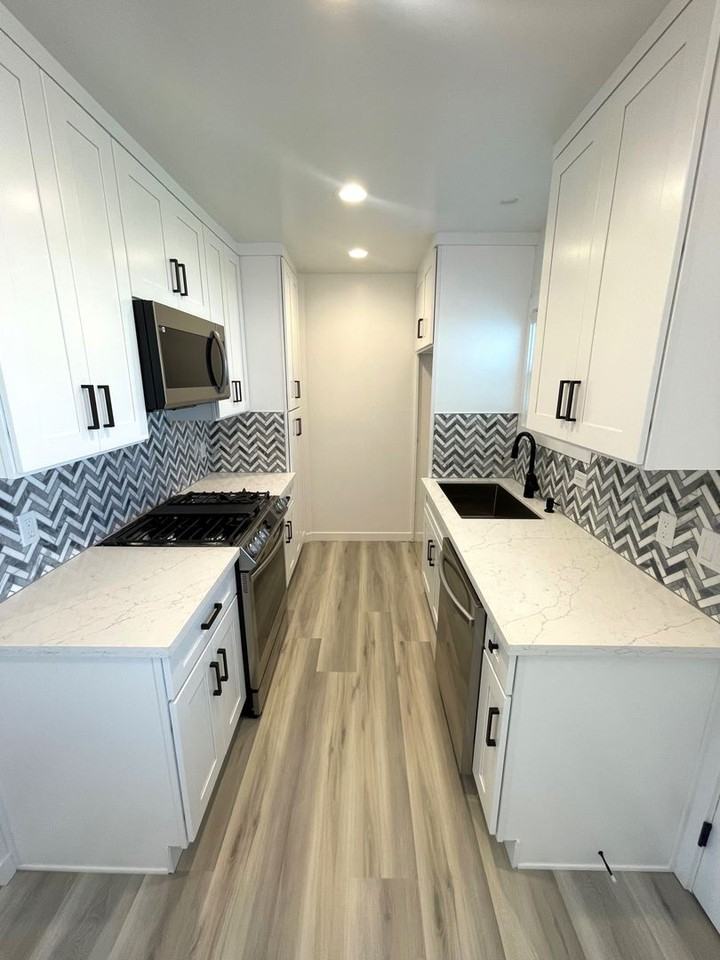 2153 Channel Dr - Photo 7 of 26