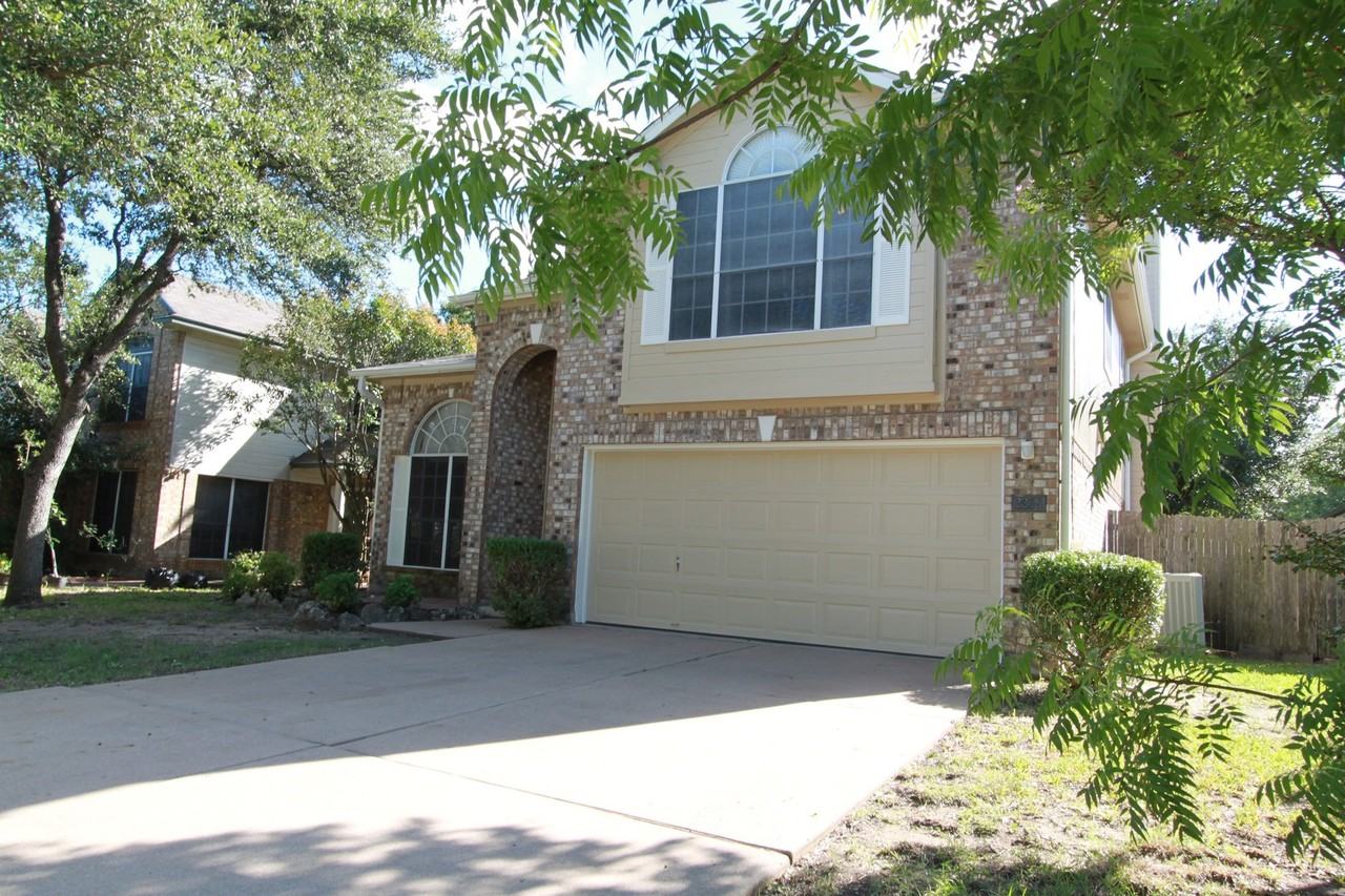 3309 Kissman Dr - Photo 6 of 39