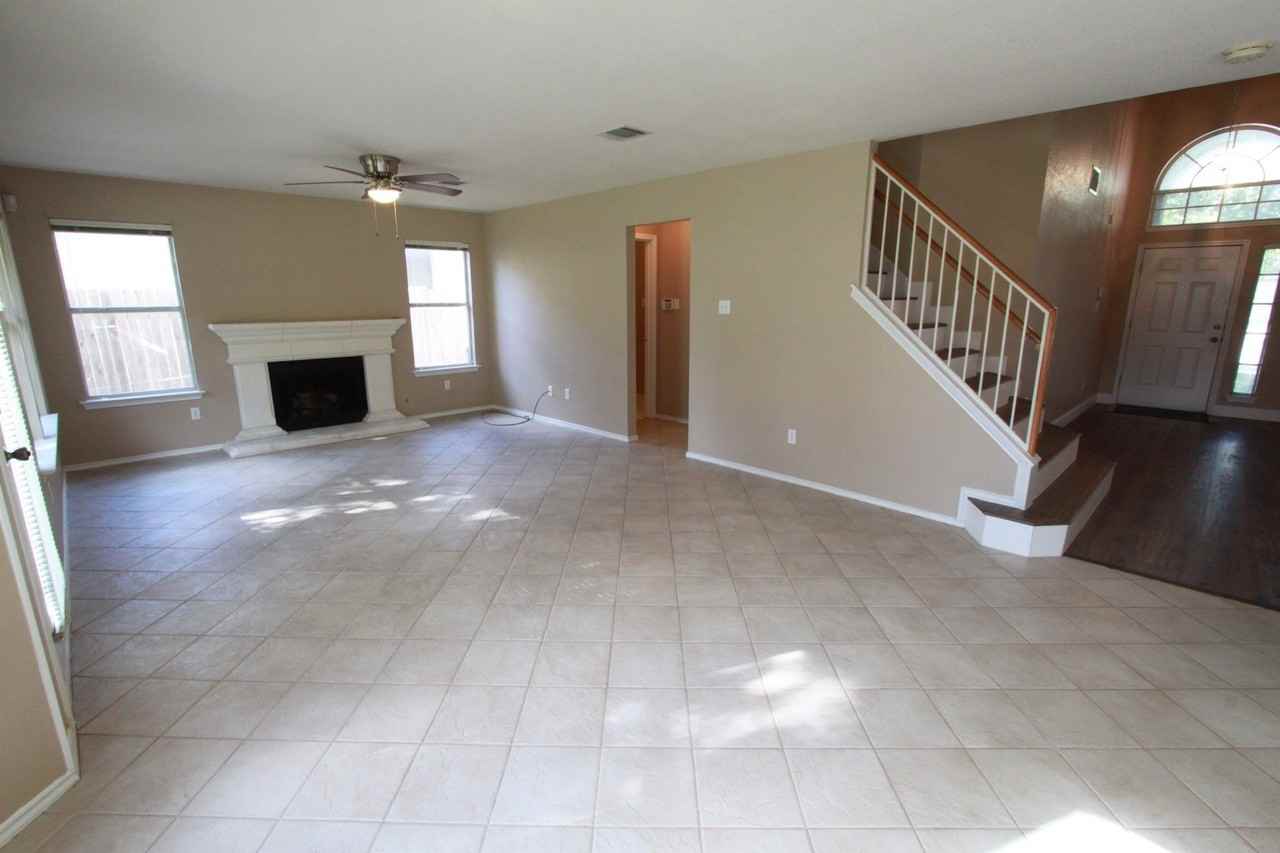 3309 Kissman Dr - Photo 2 of 39