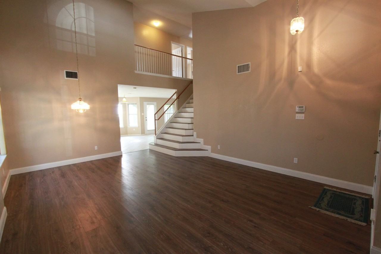 3309 Kissman Dr - Photo 6 of 39