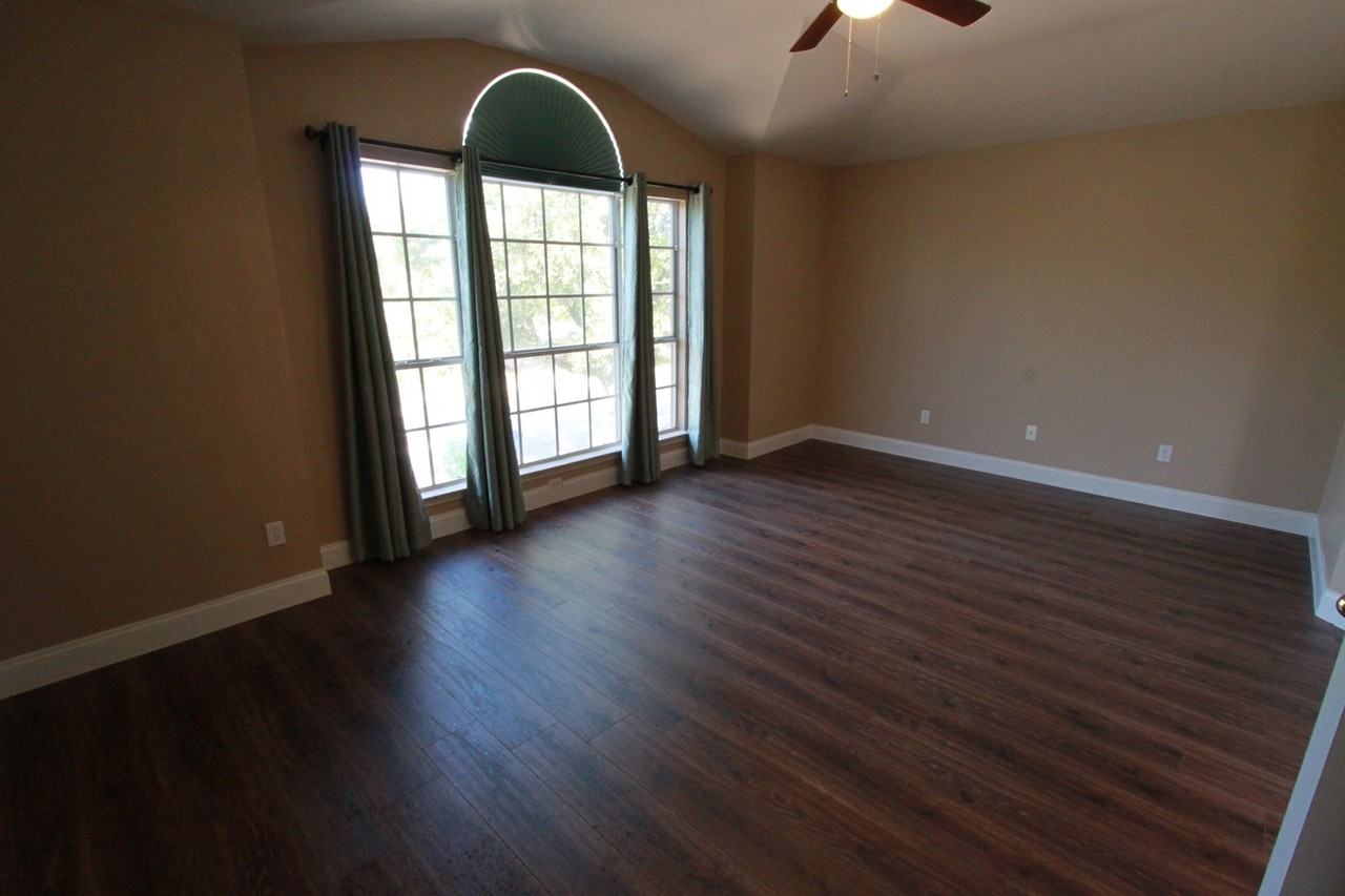 3309 Kissman Dr - Photo 3 of 39