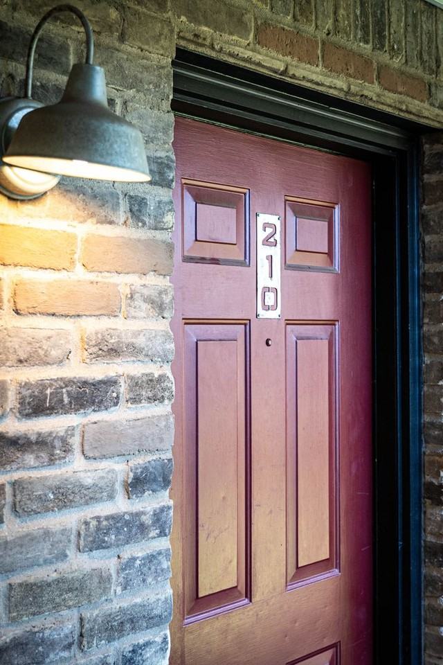 1214 Baylor Ave #210