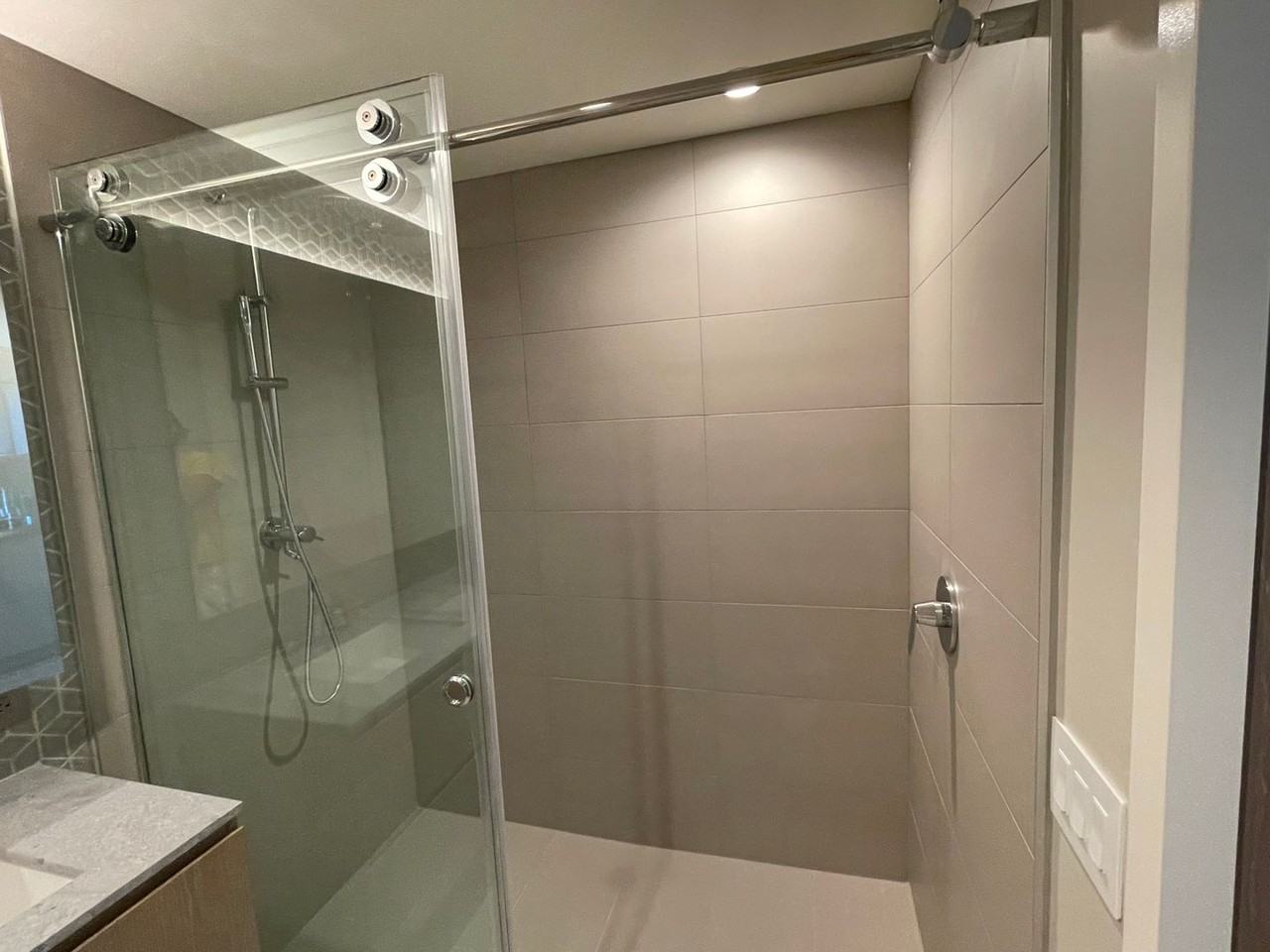 1000 Auahi St #1309 - Photo 6 of 34