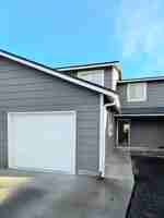 featured image of 1401 Maple St