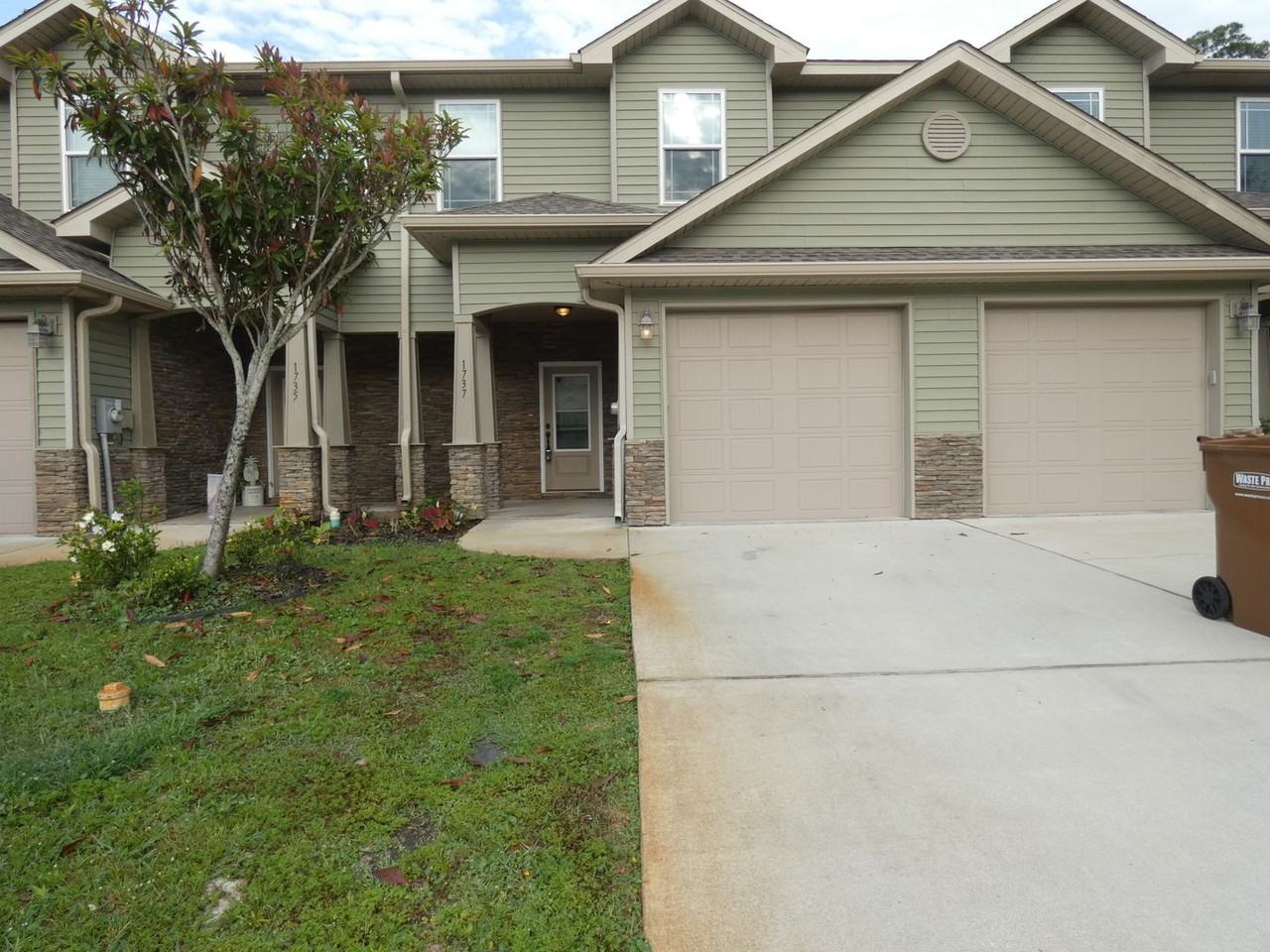 1737 Sound Haven Ct - Photo 2 of 28