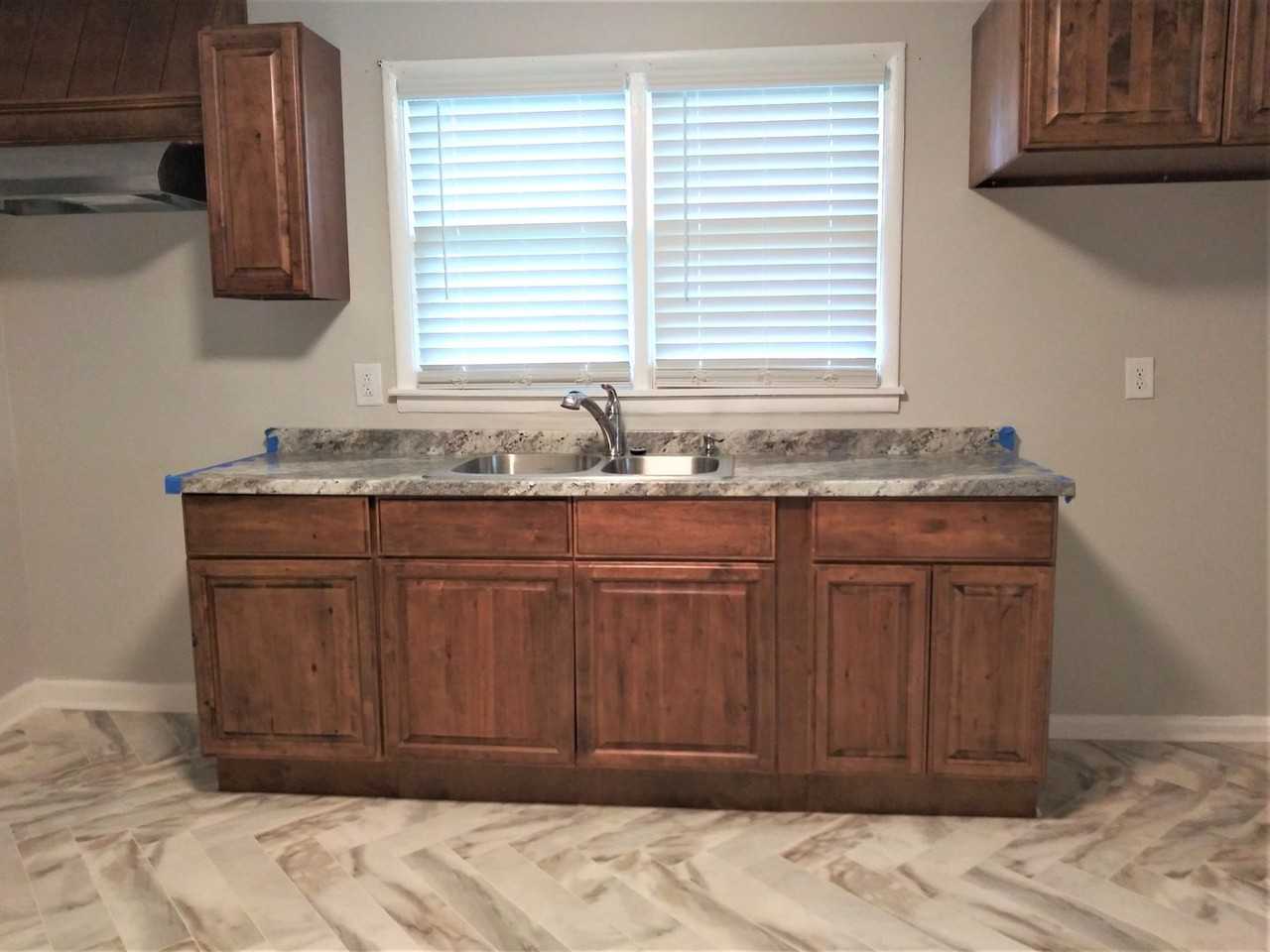 218 8th Ave Sw - Photo 2 of 15