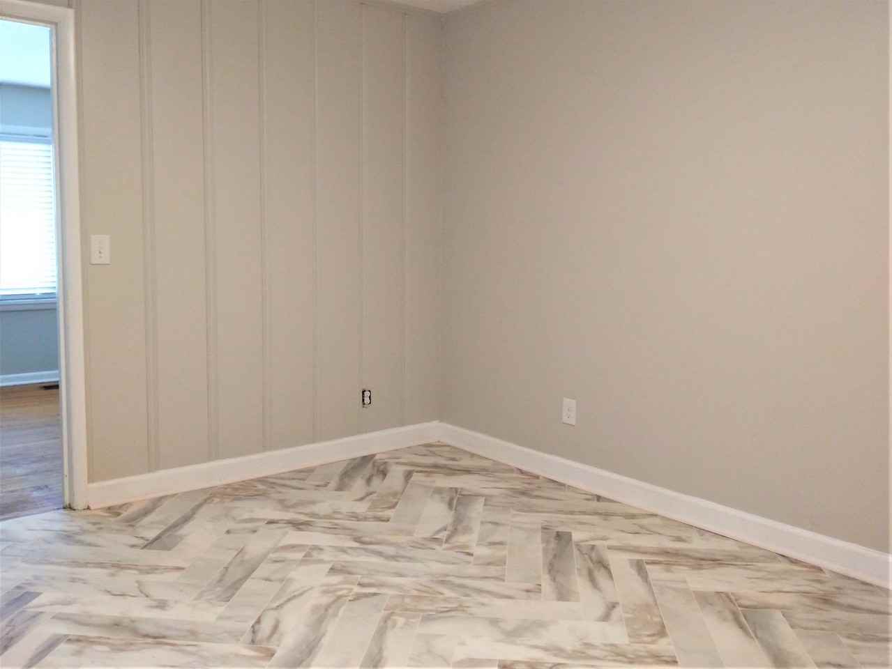 218 8th Ave Sw - Photo 3 of 15