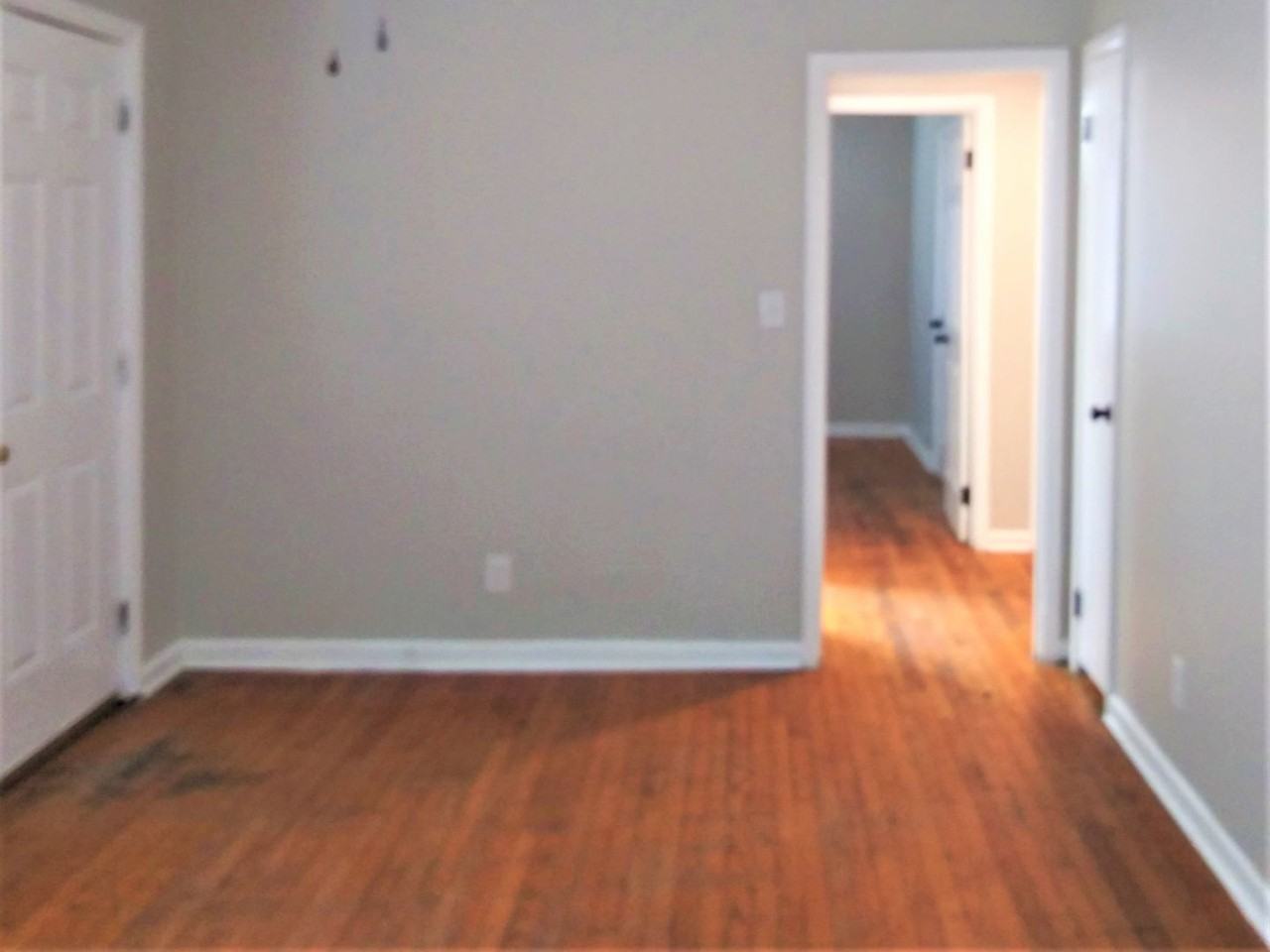 218 8th Ave Sw - Photo 5 of 15