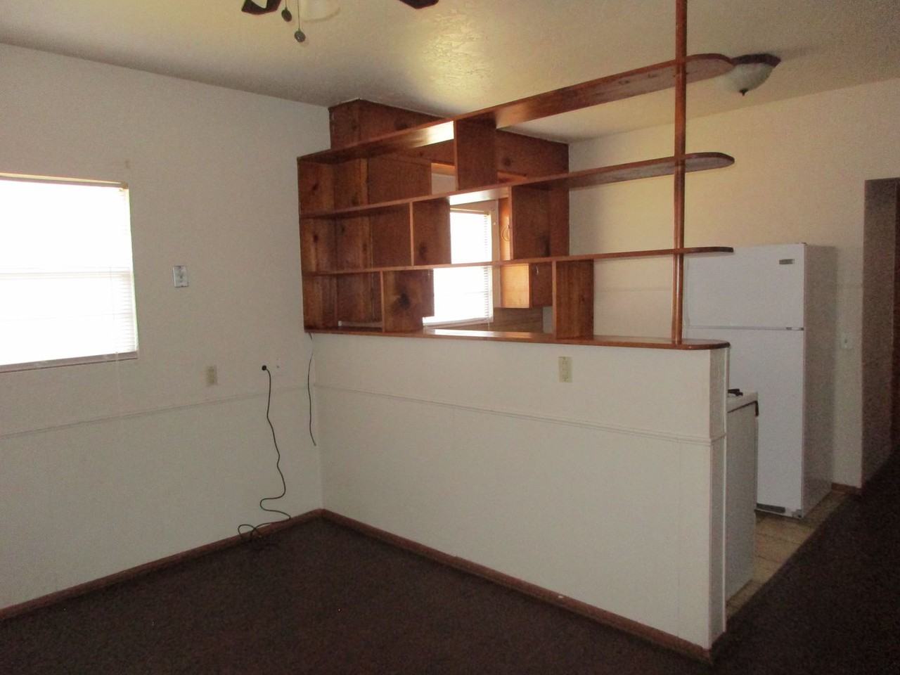 1006 N Bradley St - Photo 3 of 14