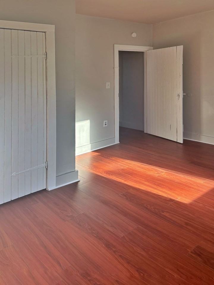 621 Itaska St - Photo 3 of 9