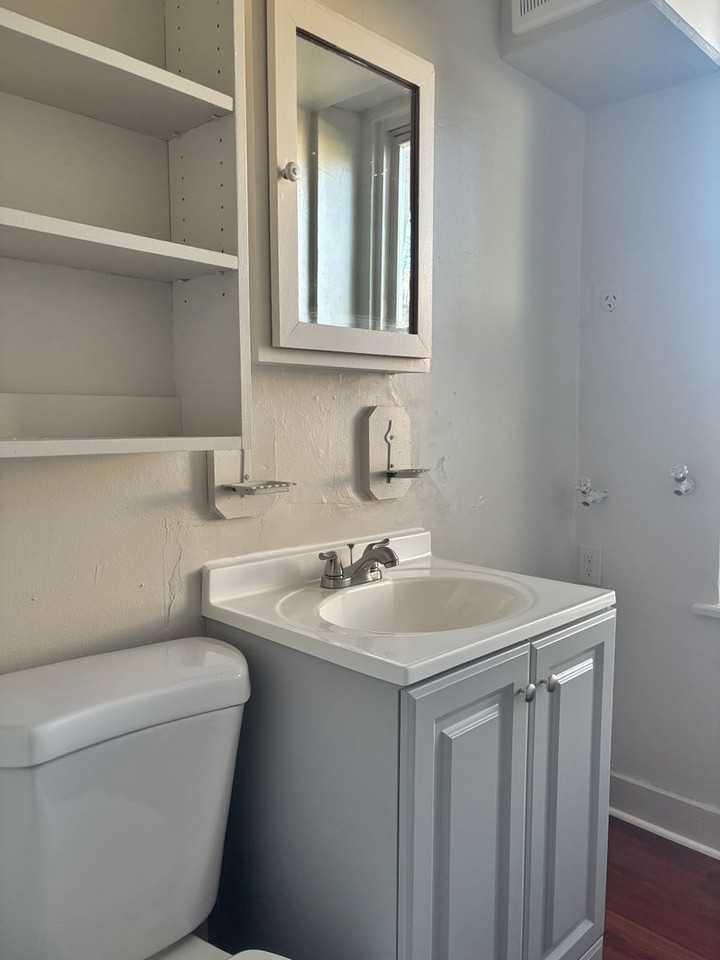 621 Itaska St - Photo 7 of 9