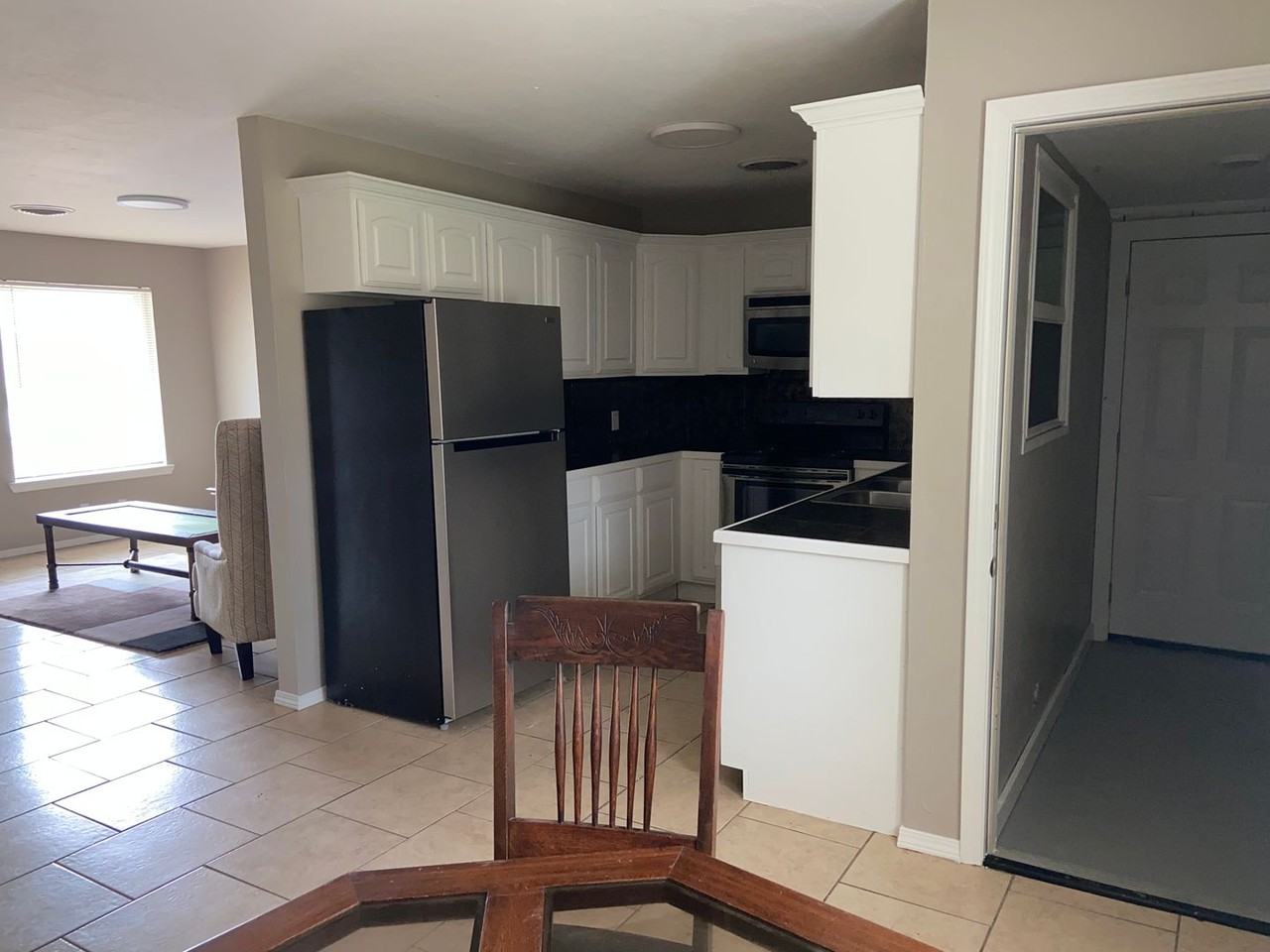 1900 Collins Blvd - Photo 7 of 18