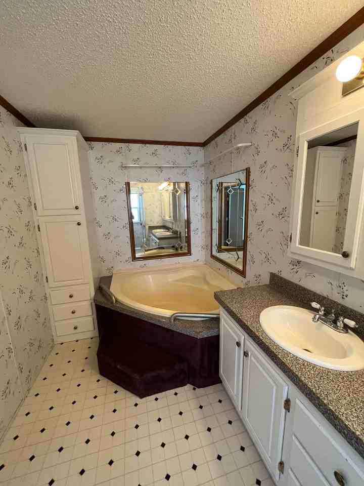 922 Yellowstone River Rd - Photo 7 of 12