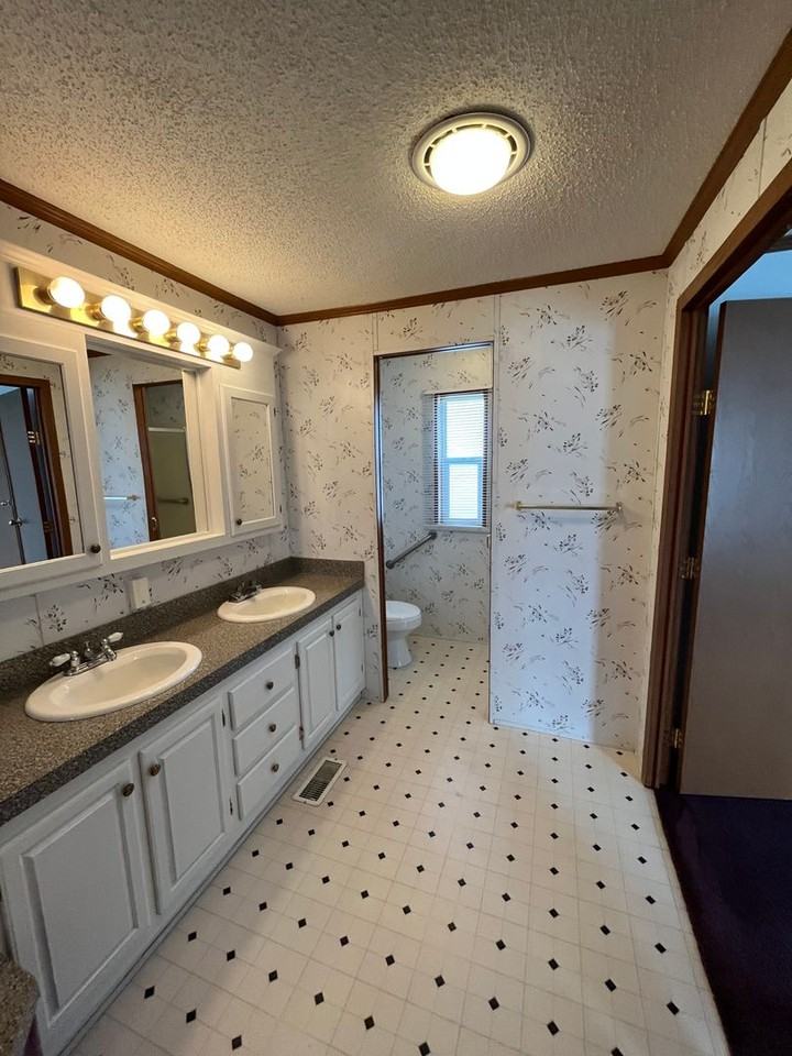 922 Yellowstone River Rd - Photo 7 of 12