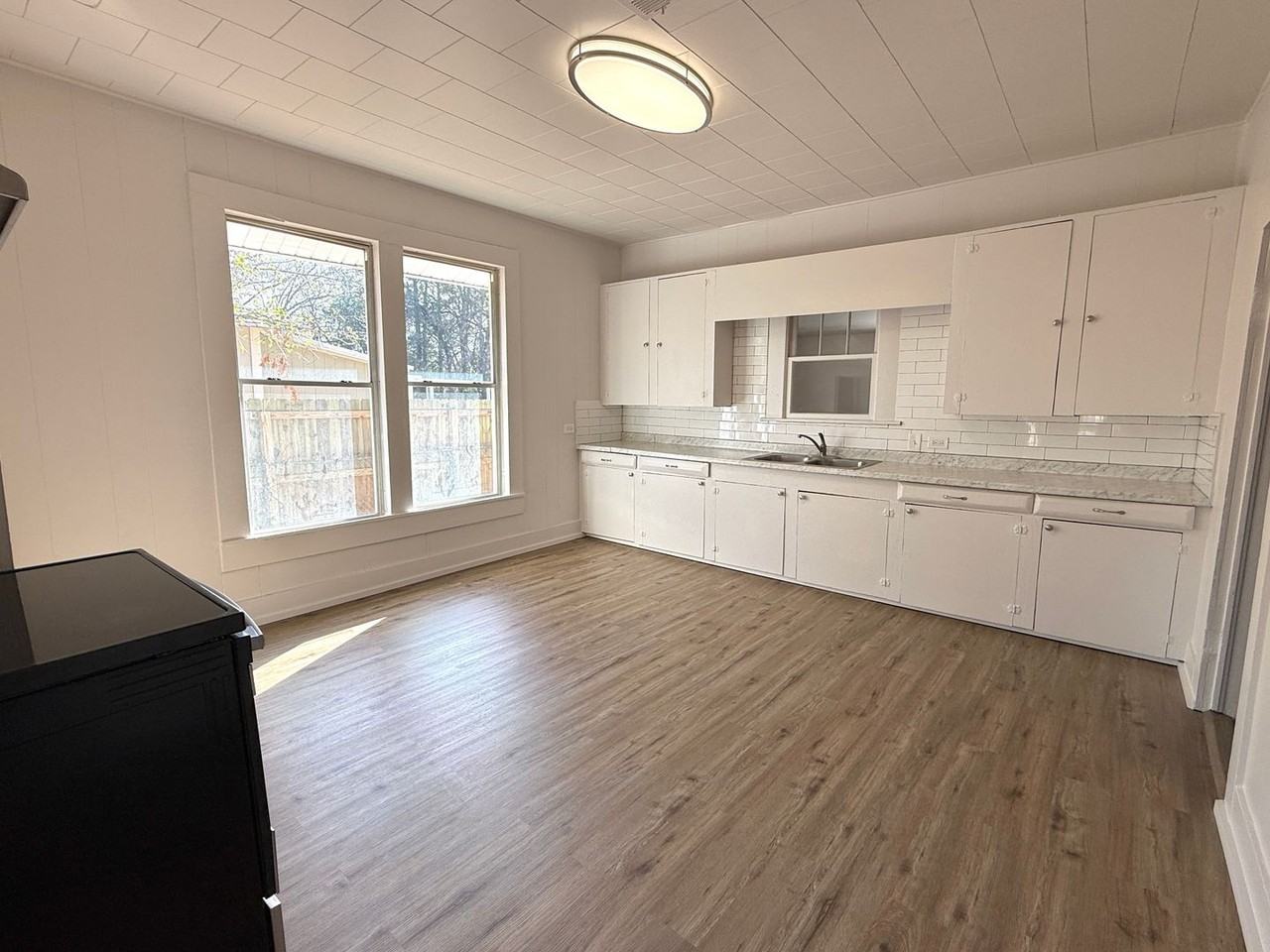 503 N 5th St - Photo 5 of 12