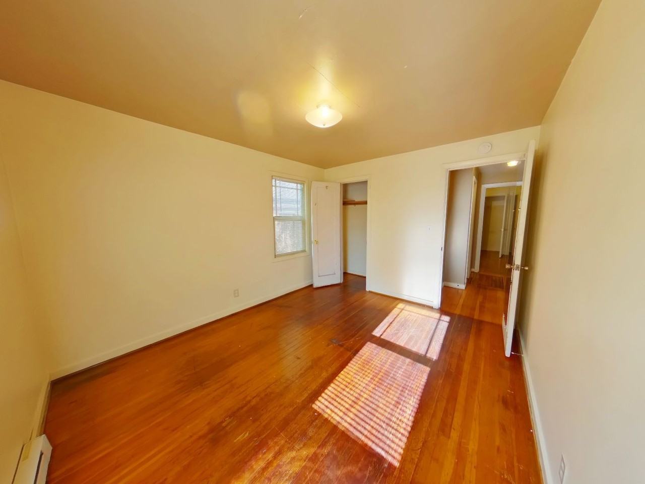 586 E 18th Ave - Photo 7 of 14