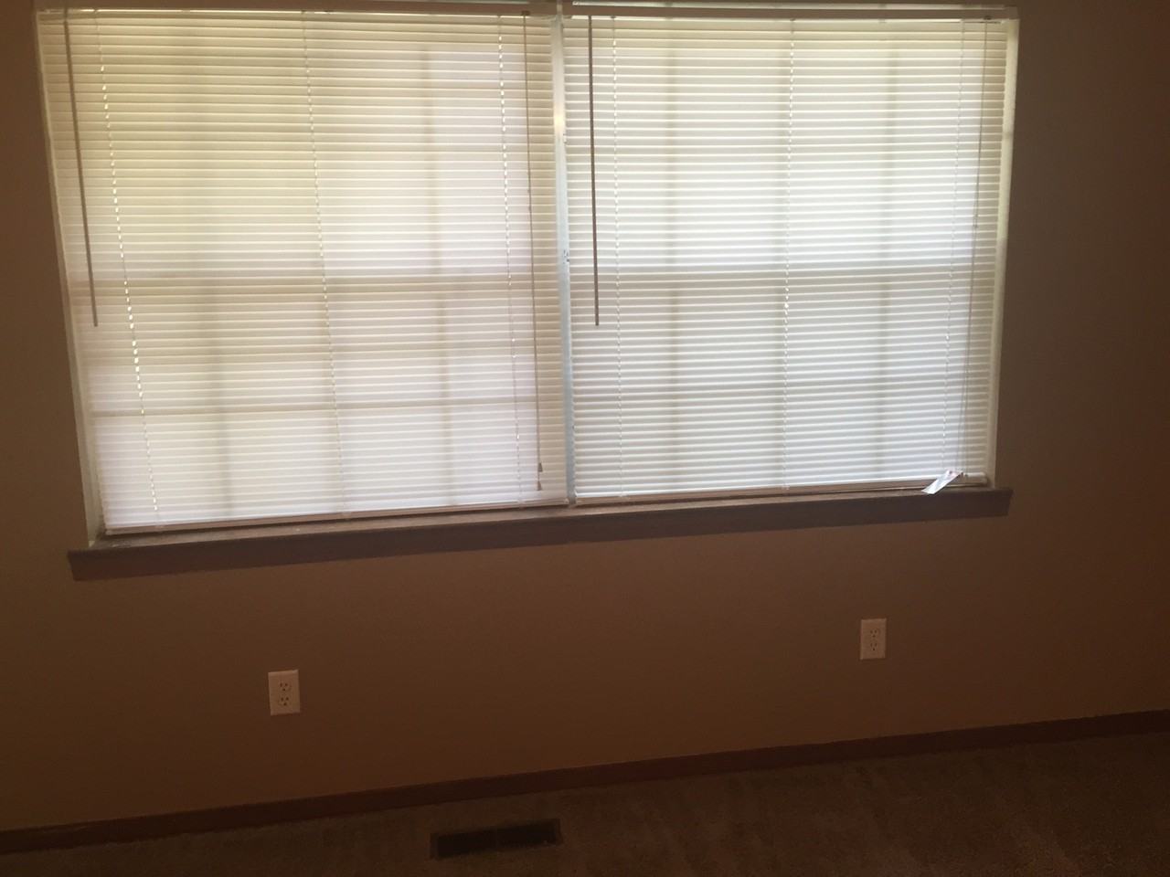 108 Fair St - Photo 2 of 14